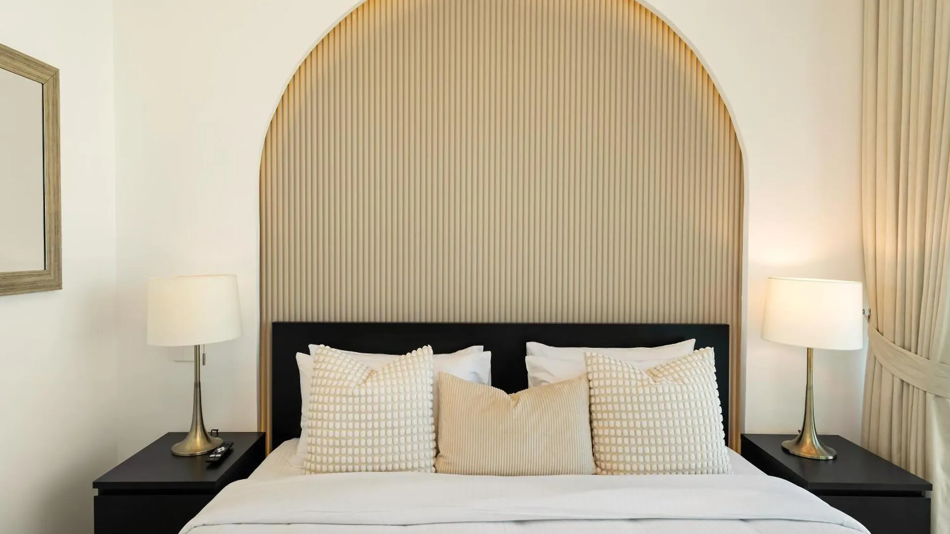 Lux 3Br Maid With Burj View Dubai Mall Connect Apartment