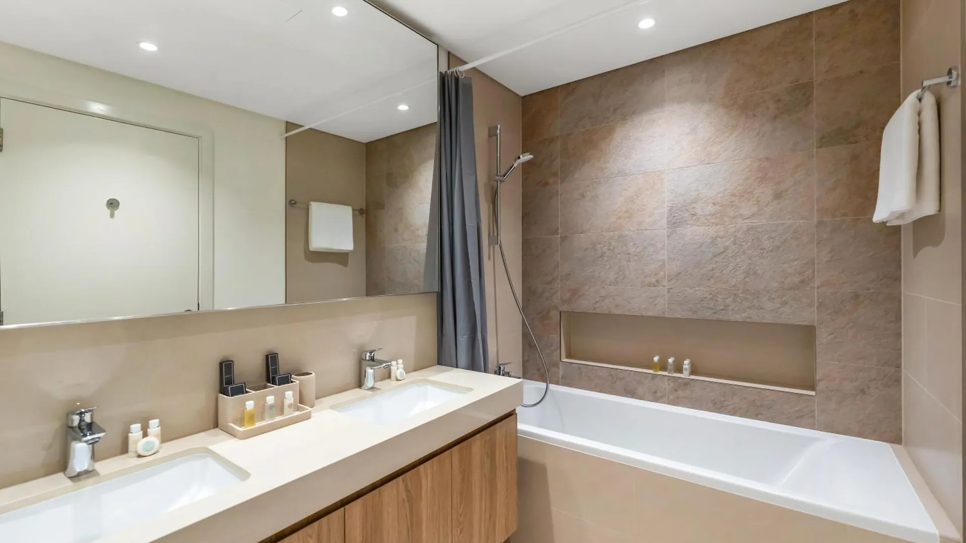 Lux 3Br Maid With Burj View Dubai Mall Connect Ηνωμένα Αραβικά Εμιράτα