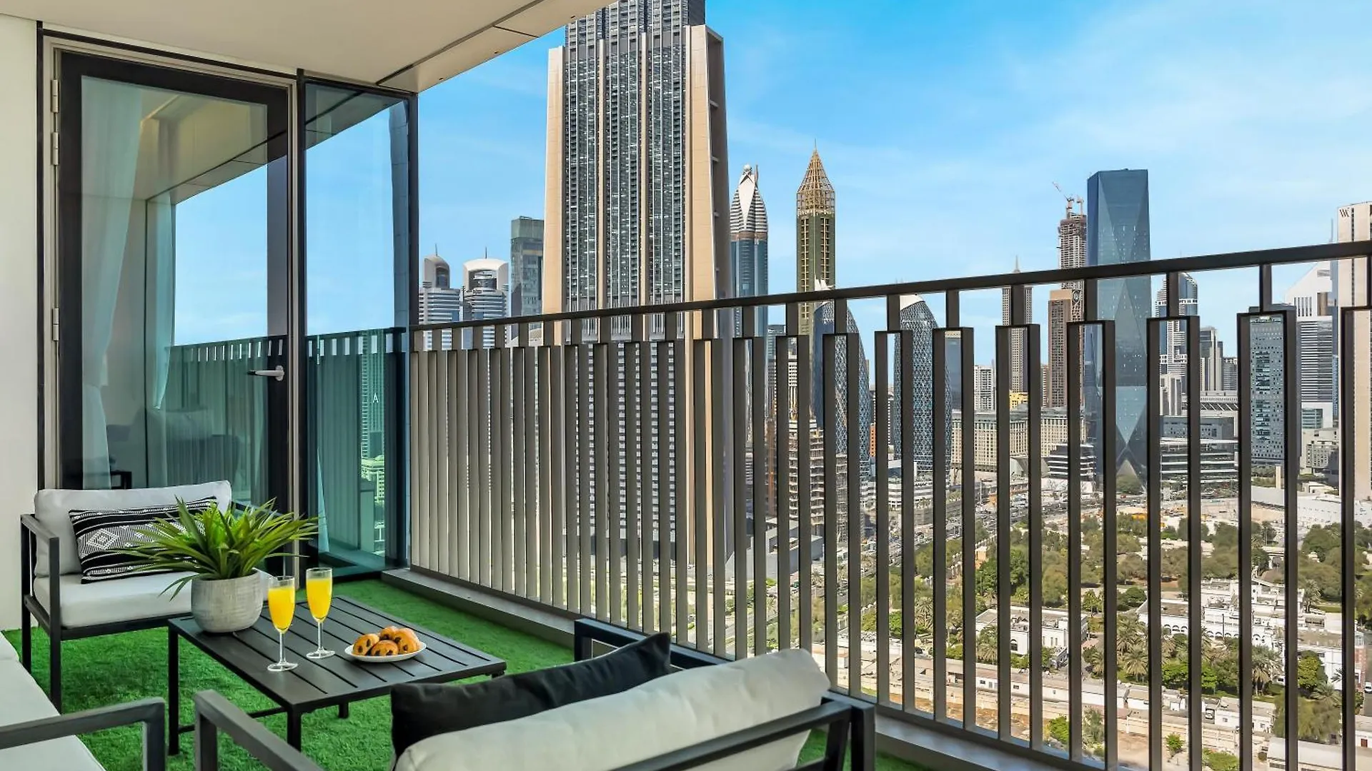 Lux 3Br Maid With Burj View Dubai Mall Connect Apartment
