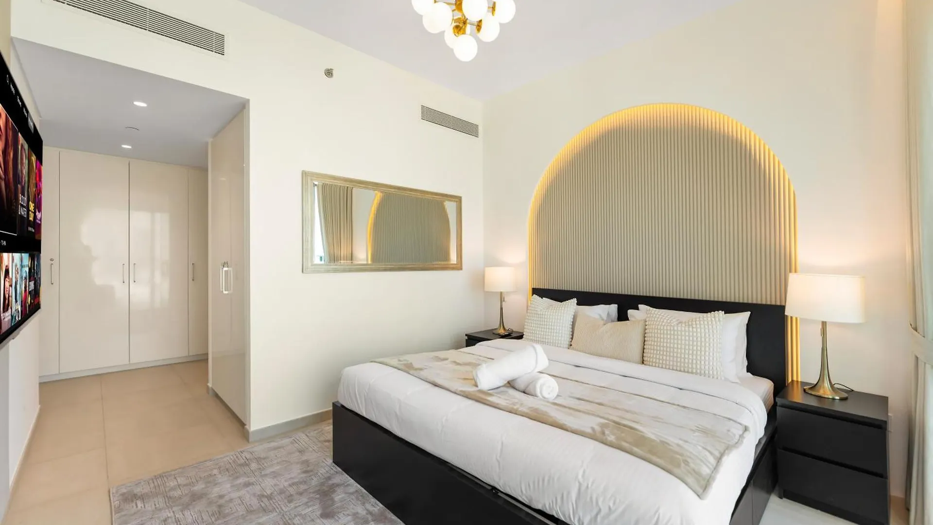 Lux 3Br Maid With Burj View Dubai Mall Connect Apartment